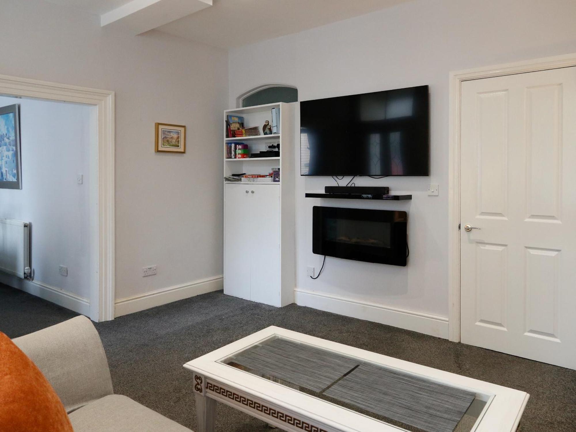 Amber Villa Tideswell Εξωτερικό φωτογραφία
